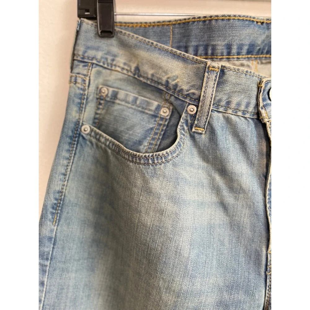 Levis 559 Relaxed Straight Leg Jeans Mens 32x30 Light Wash Blue 00559-0363